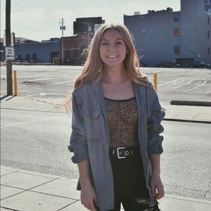 Meet your Posher, Megan